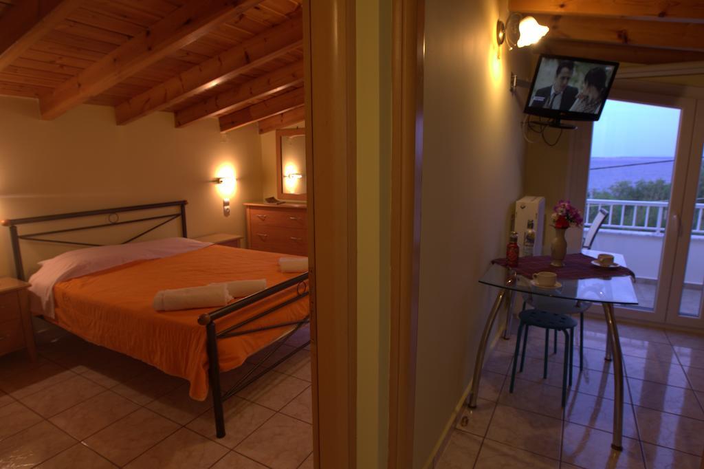 Angela Studios Karfás Kamer foto